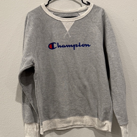 Champion Heather Gray Crewneck Sweatshirt - Picture 1 of 3